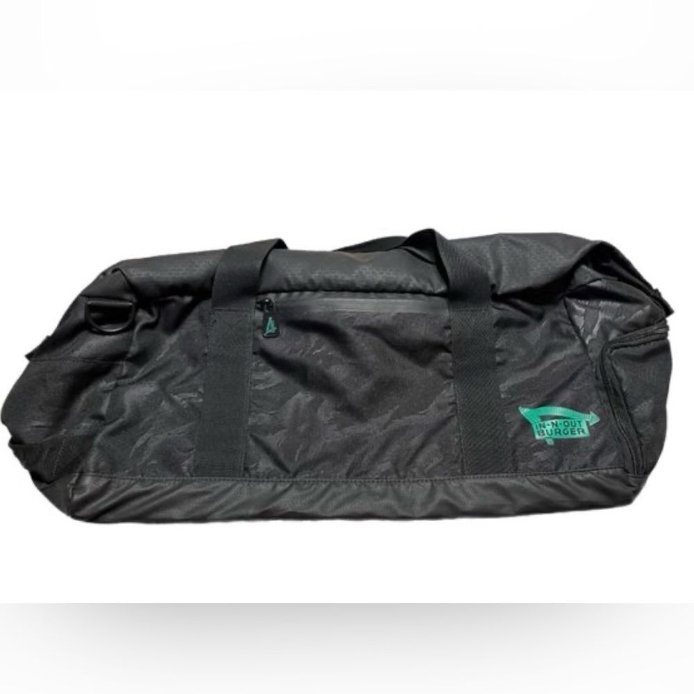 IN-N-OUT BURGER duffle bag
